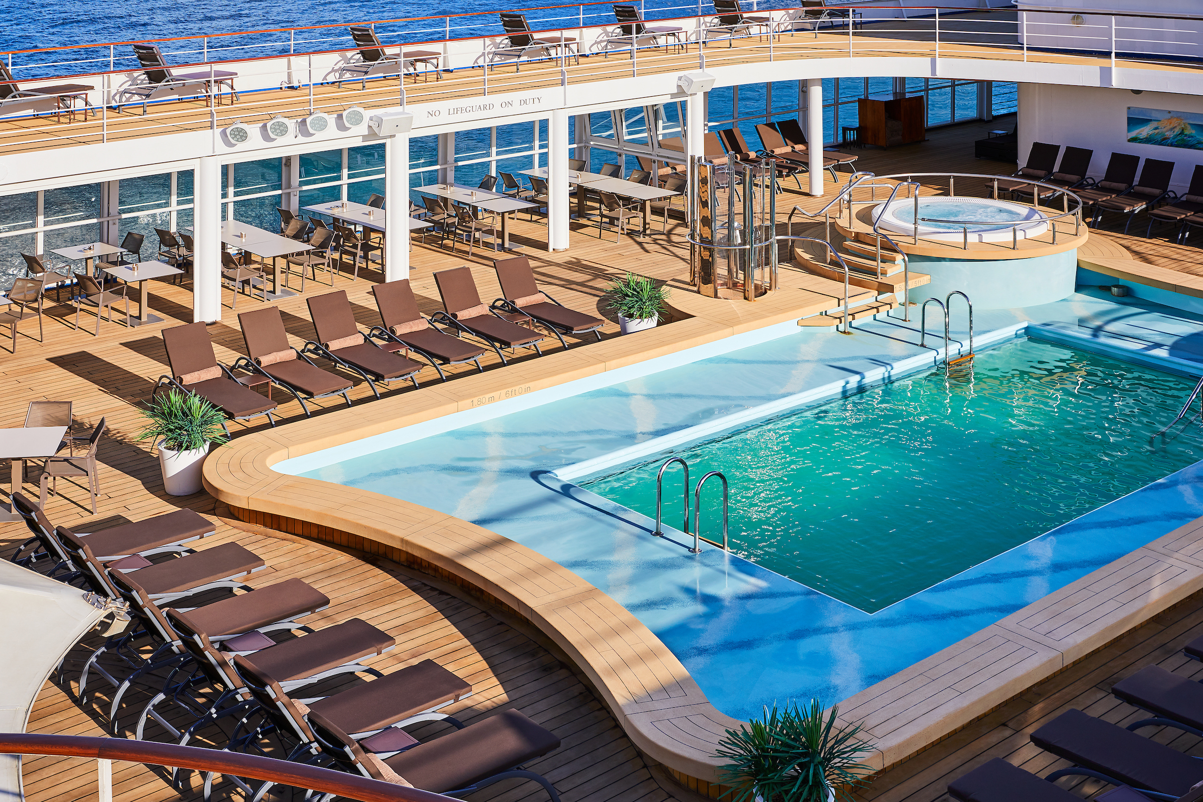 Silversea - Silver Shadow - The Pool.jpg